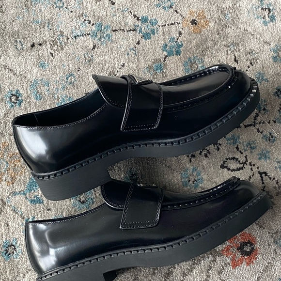 Sharp brushed leather loafers - Picture 6 of 10